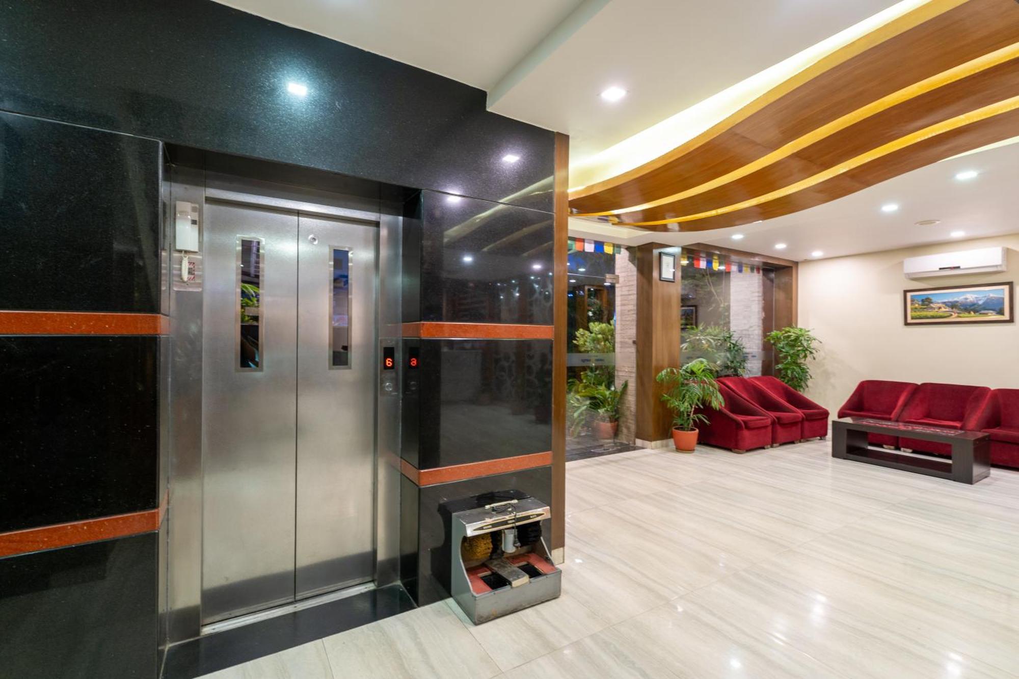 Hotel Haven O' Ganga Покхара Екстер'єр фото
