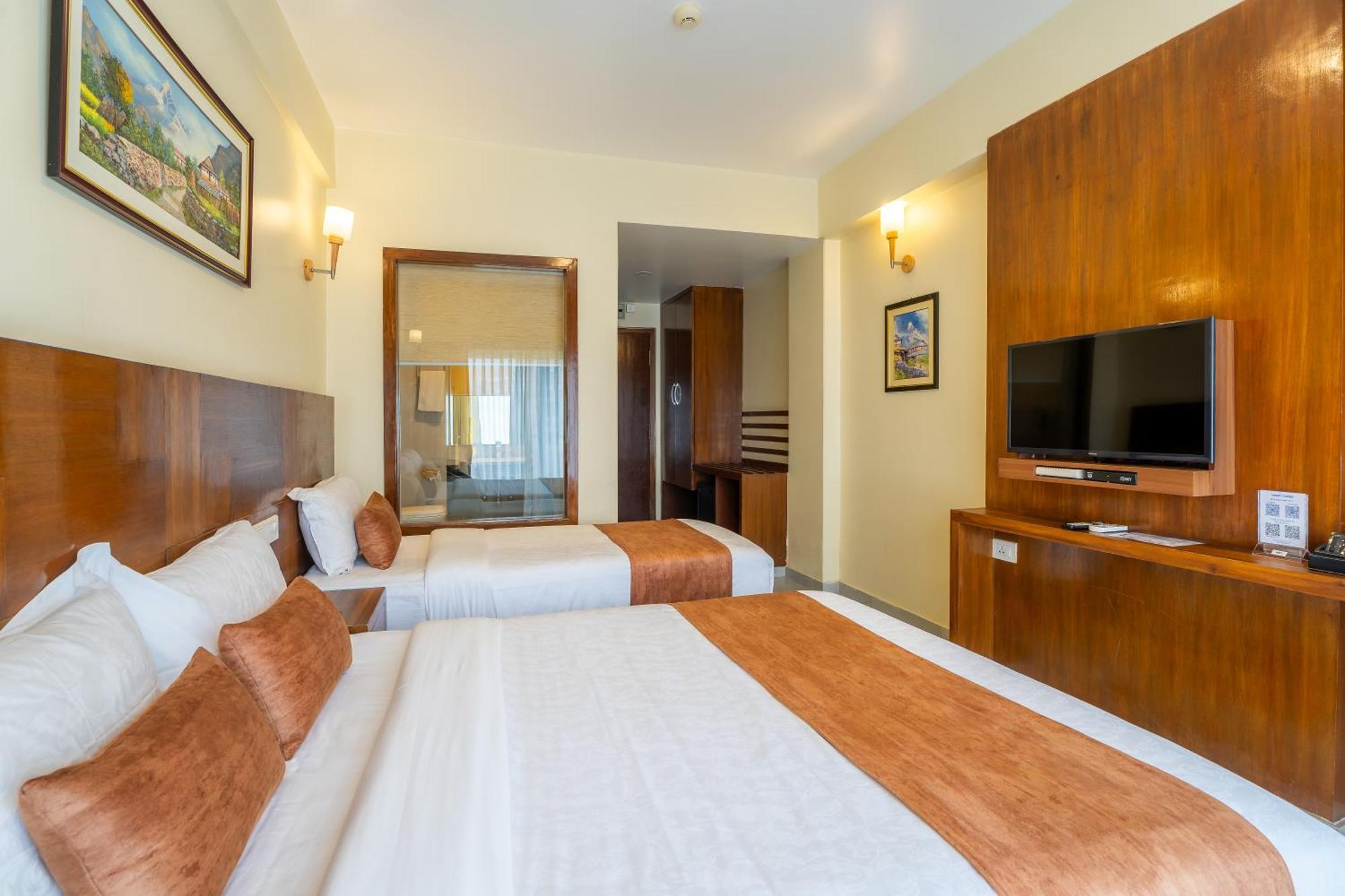 Hotel Haven O' Ganga Покхара Екстер'єр фото