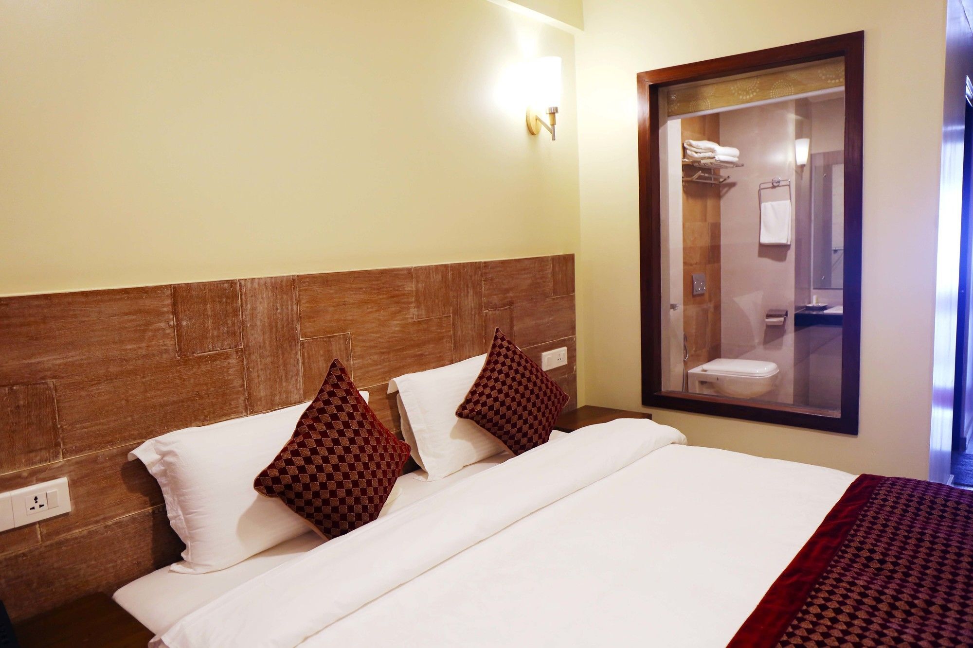 Hotel Haven O' Ganga Покхара Екстер'єр фото