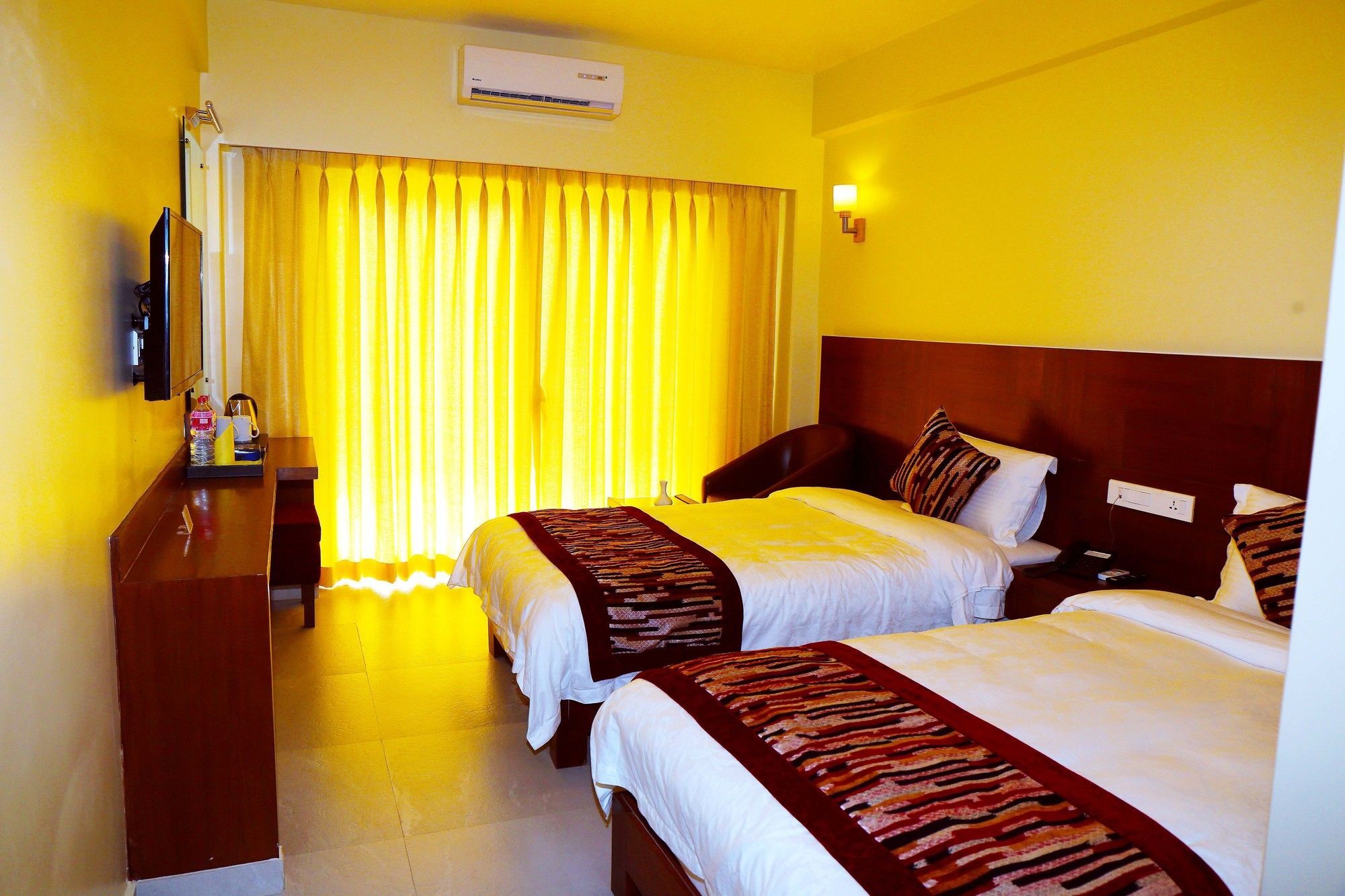 Hotel Haven O' Ganga Покхара Екстер'єр фото